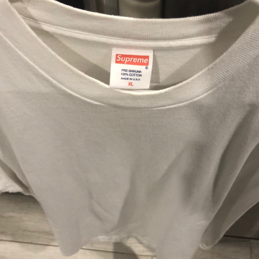 Supreme T-Shirt